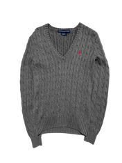 Szürke vintage kötött pulóver mély V-nyakkivágással, hímzett logóval, streetwear stílusban