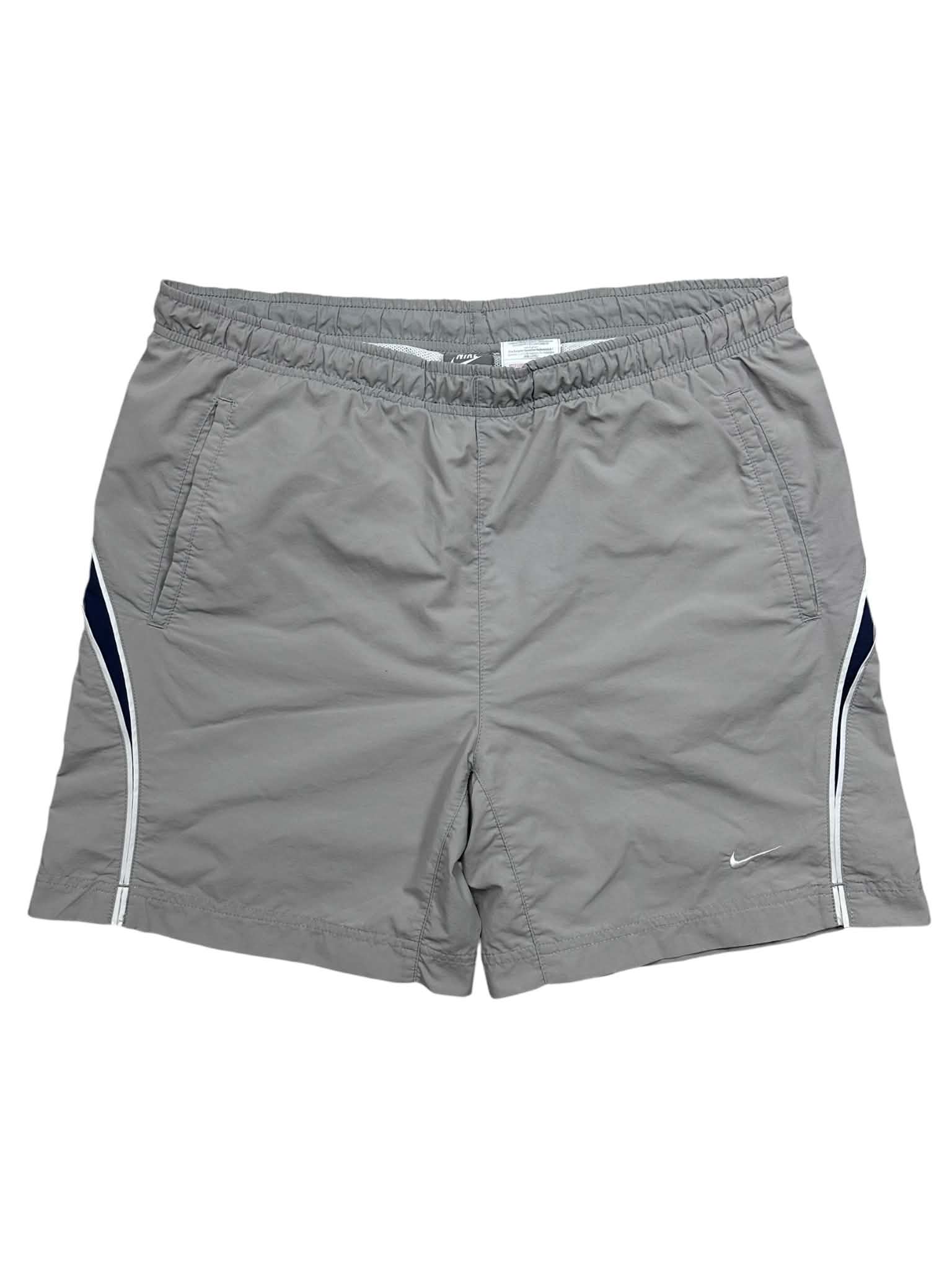 Nike Vintage Shorts (M)