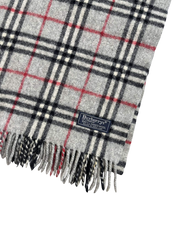 Szürke kockás gyapjú sál rojtokkal, vintage streetwear stílus, címkével