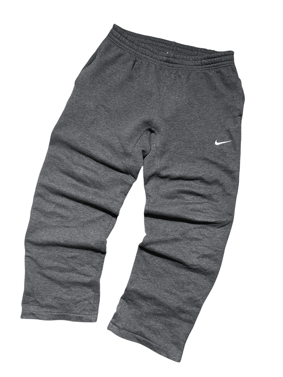 Férfi szürke Nike streetwear melegítőnadrág rugalmas derékrésszel, minimalista dizájn