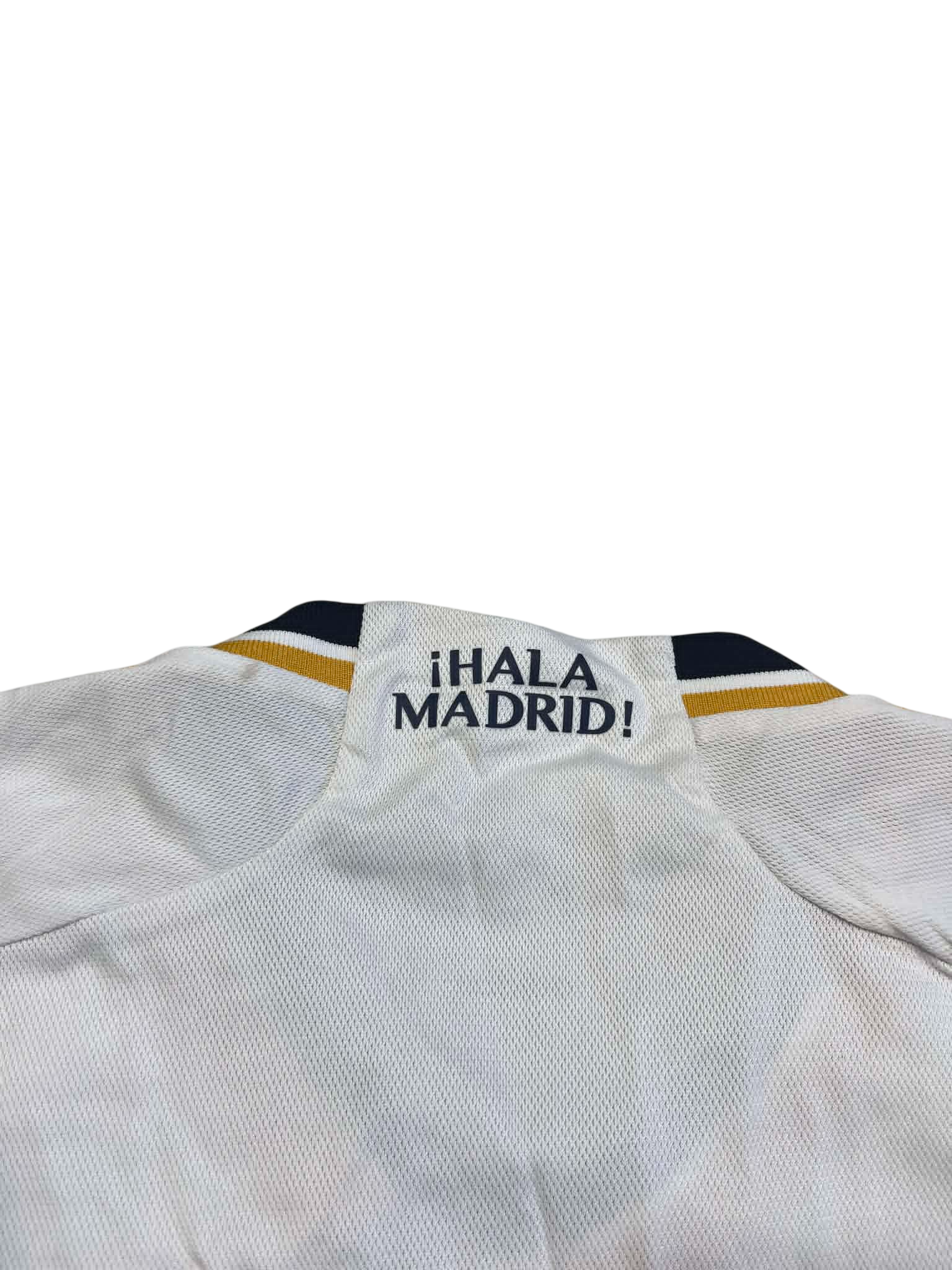 Adidas Real Madrid 2022-23 Jersey (M)