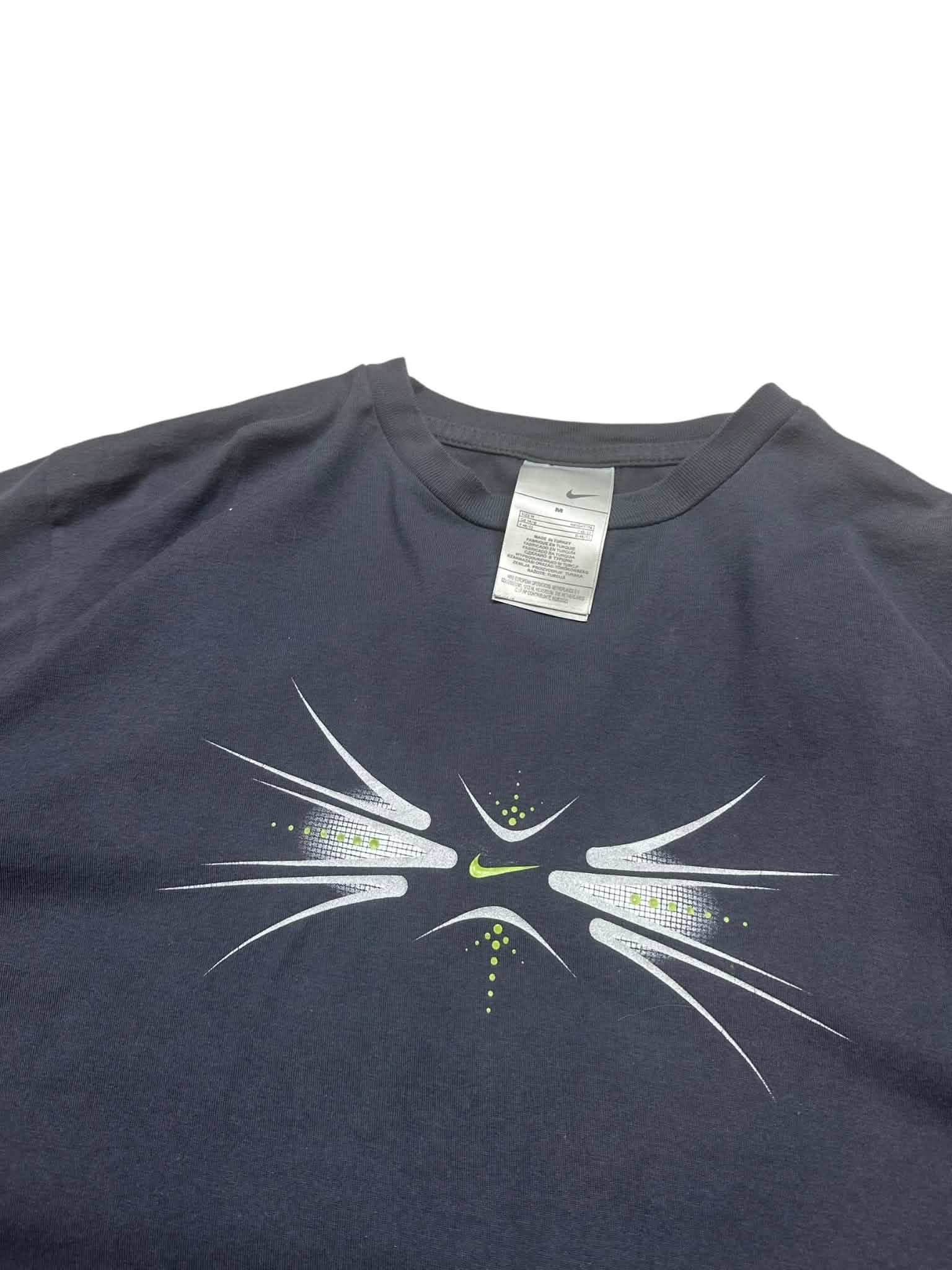 Nike Vintage '00s Tee (M)