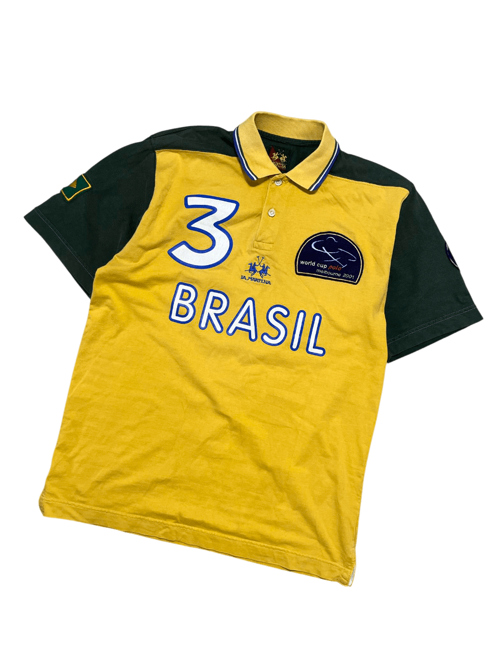 Sárga-zöld vintage Brasil póló, hímzett szám és felirat, streetwear stílus