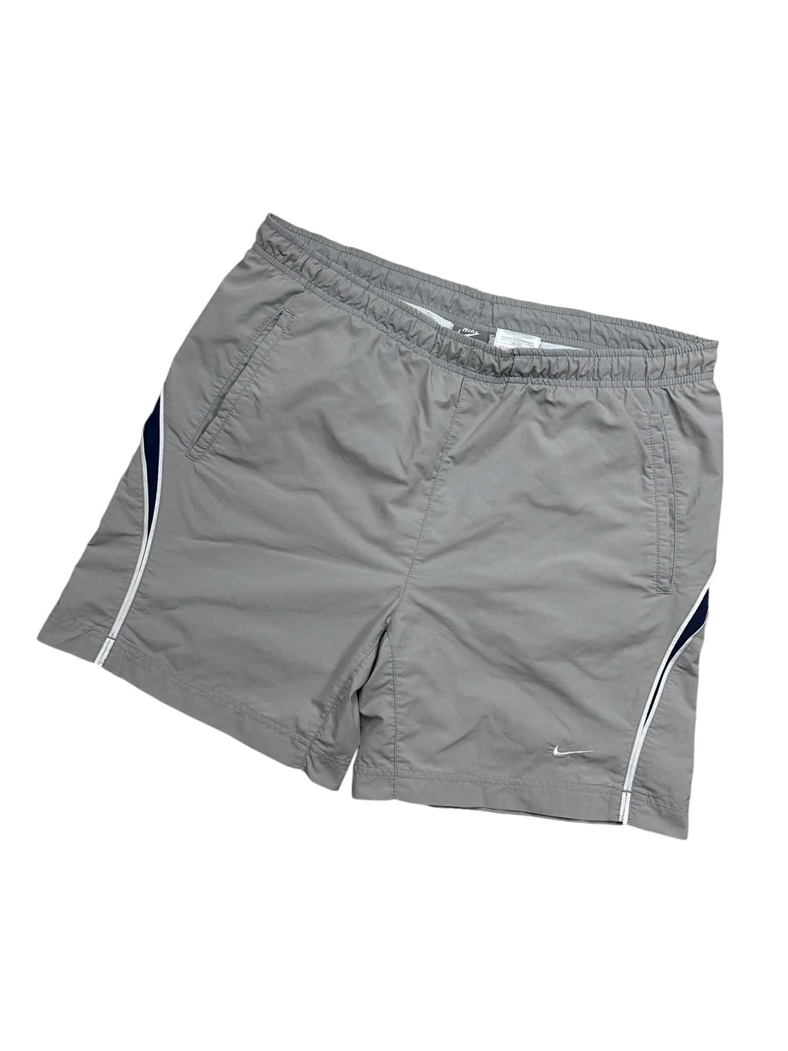 Nike Vintage Shorts (M)