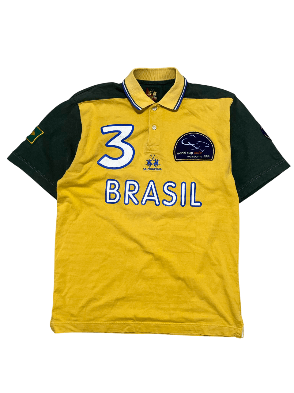 Sárga és zöld vintage Brasil férfi galléros póló, hímzett feliratokkal, streetwear stílusban.