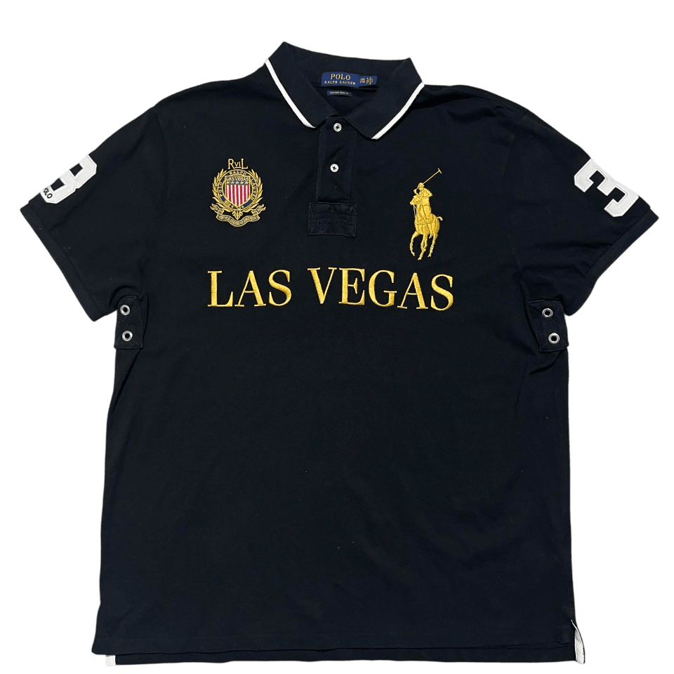 Fekete vintage Polo Ralph Lauren Las Vegas feliratos galléros póló, arany hímzett logóval.