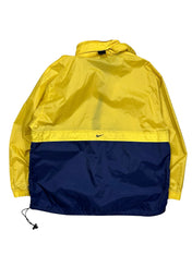 Candy Streetwear sárga és sötétkék Nike vintage széldzseki hátulról, állítható húzózsinórral és márkajelzéssel.