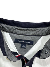 Candy Streetwear Tommy Hilfiger fehér férfi pólóing sötétkék gallérral és márkajelzéssel ellátott belső címkével